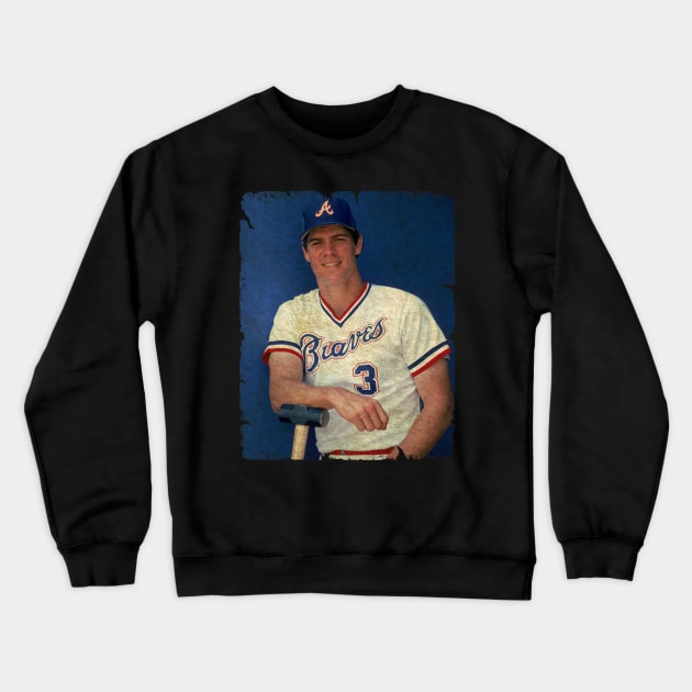 Dale Murphy in Atlanta Braves, 1982 Crewneck Sweatshirt by PESTA PORA